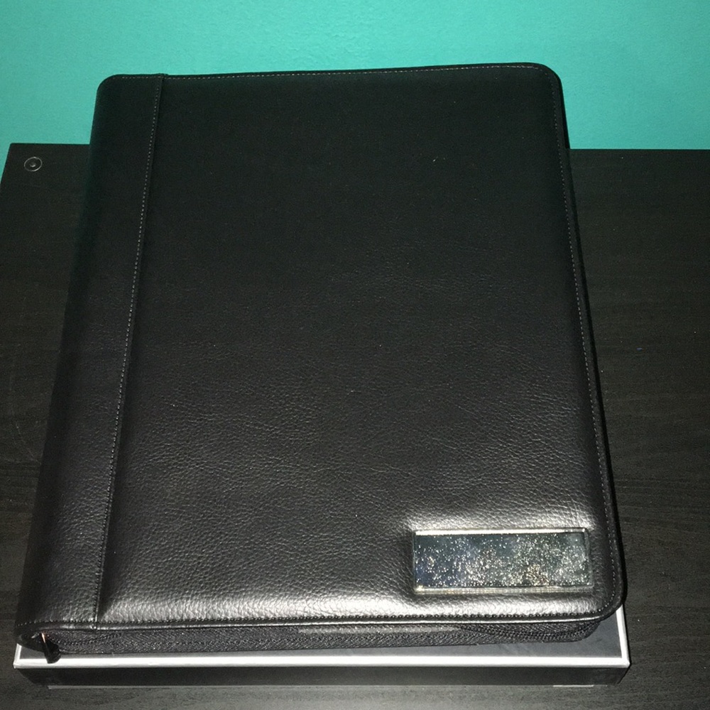 New Things Remembered Padfolio item #704665.